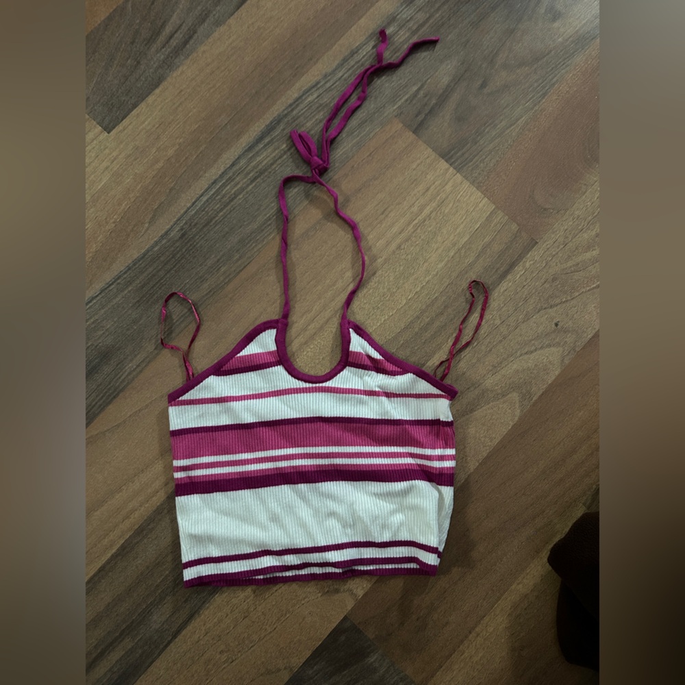 Garage xs cropped halter top